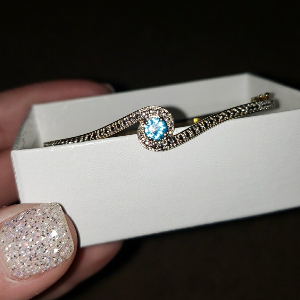 Blue topaz bangle